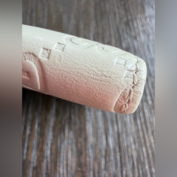 Gucci GG Guccisima Ivory Cream/White Monogram Leather Long Wallet - Picture 4 of 10